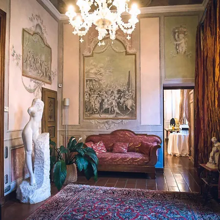 Bed & Breakfast Ghiringhelli 4*