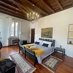 Oda ve Kahvaltı Ghiringhelli