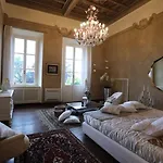 Oda ve Kahvaltı Ghiringhelli